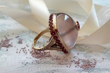 Кольцо с розовым кварцом