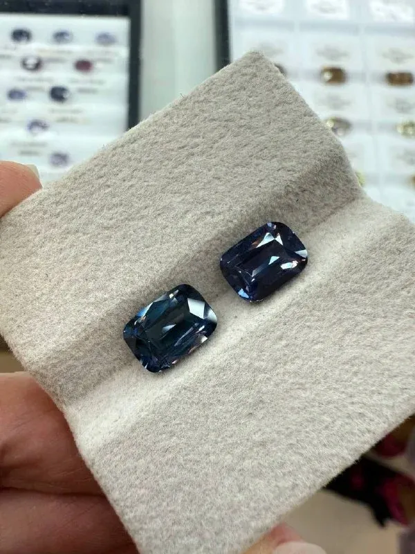 Шпинель Вес: 4,47ct/пара Описание: Кушоны Цена: по запросу Для связи: @AlekseyZhark
